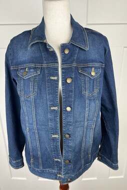 Coldwater Creek Denim Jacket M Embroidered Aztec Geometric Back Stretch Jean